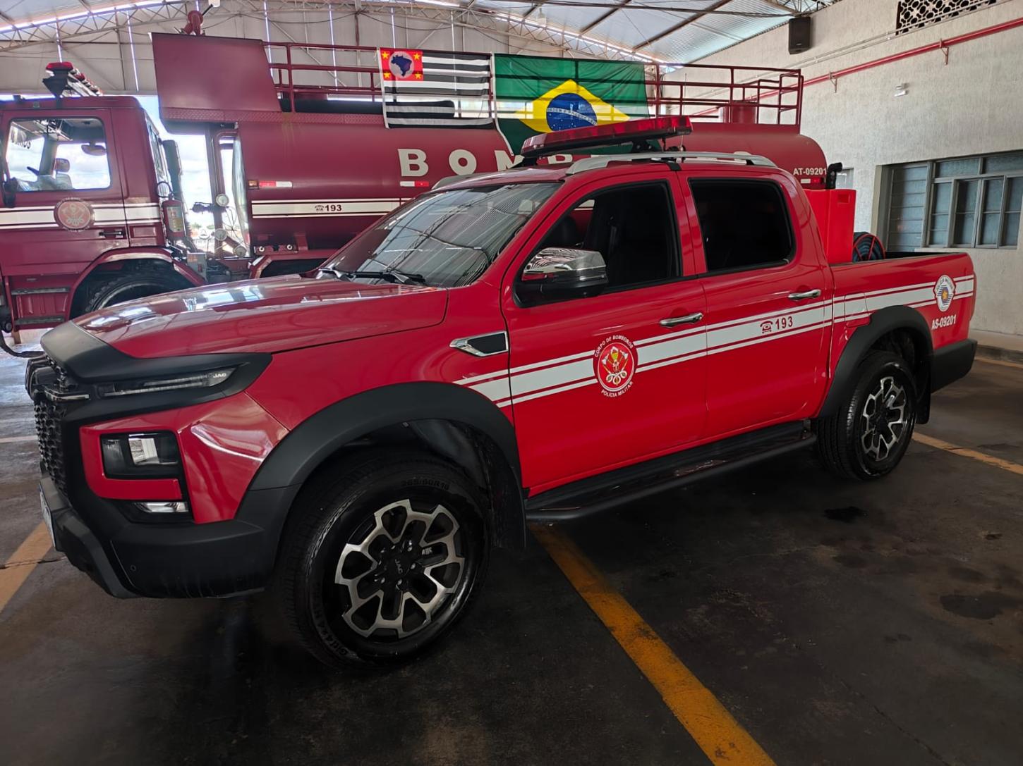 Corpo de Bombeiros recebe nova viatura com investimentos de R$ 249 mil