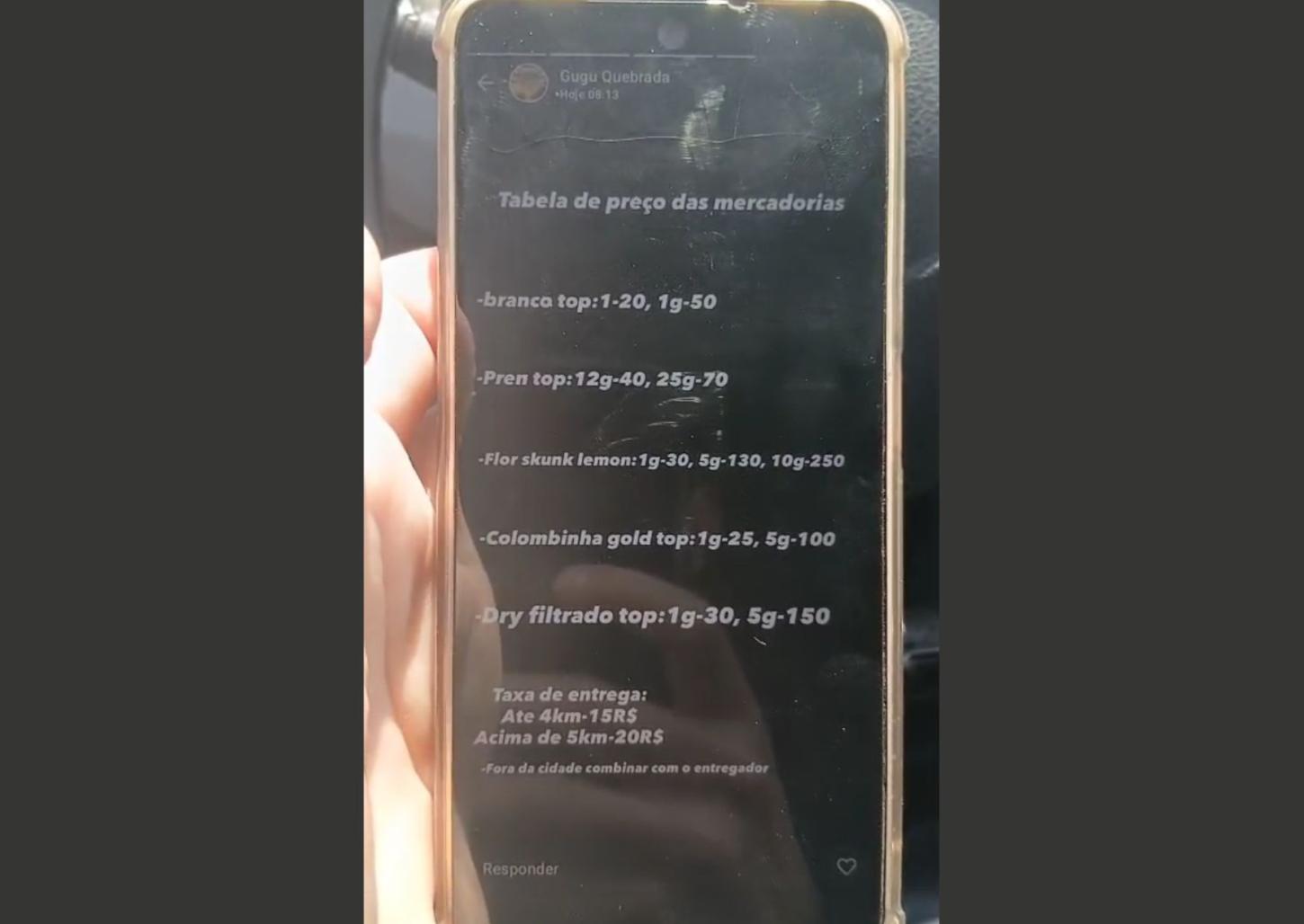 Traficante que anunciava drogas pelos stories é preso pela PM; assista