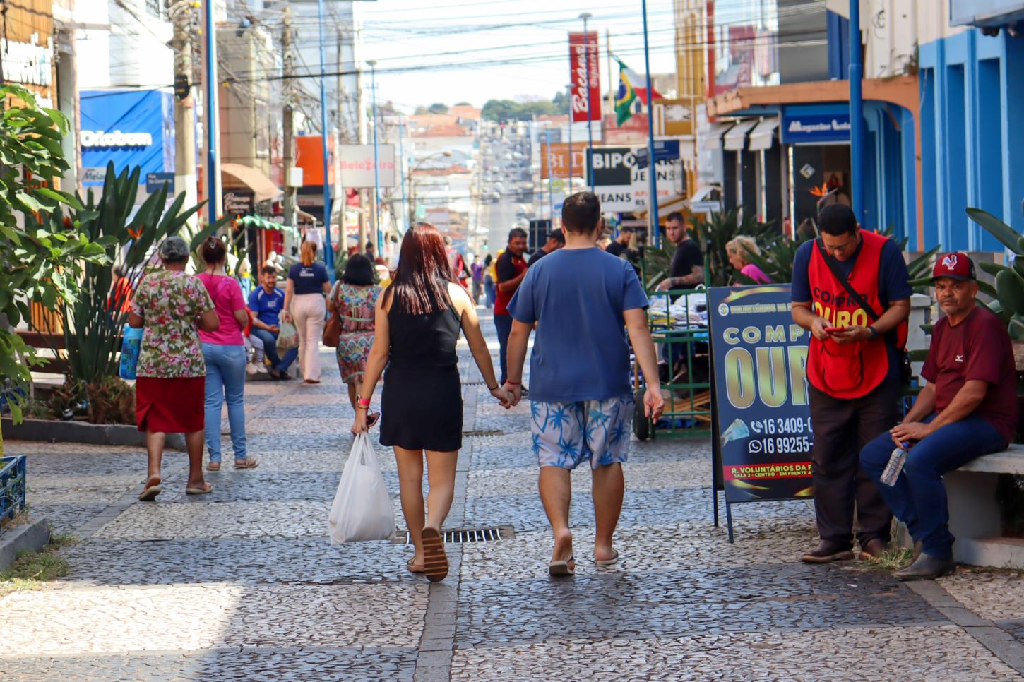 Franca registra crescimento de 4,7% no emprego formal em 2026