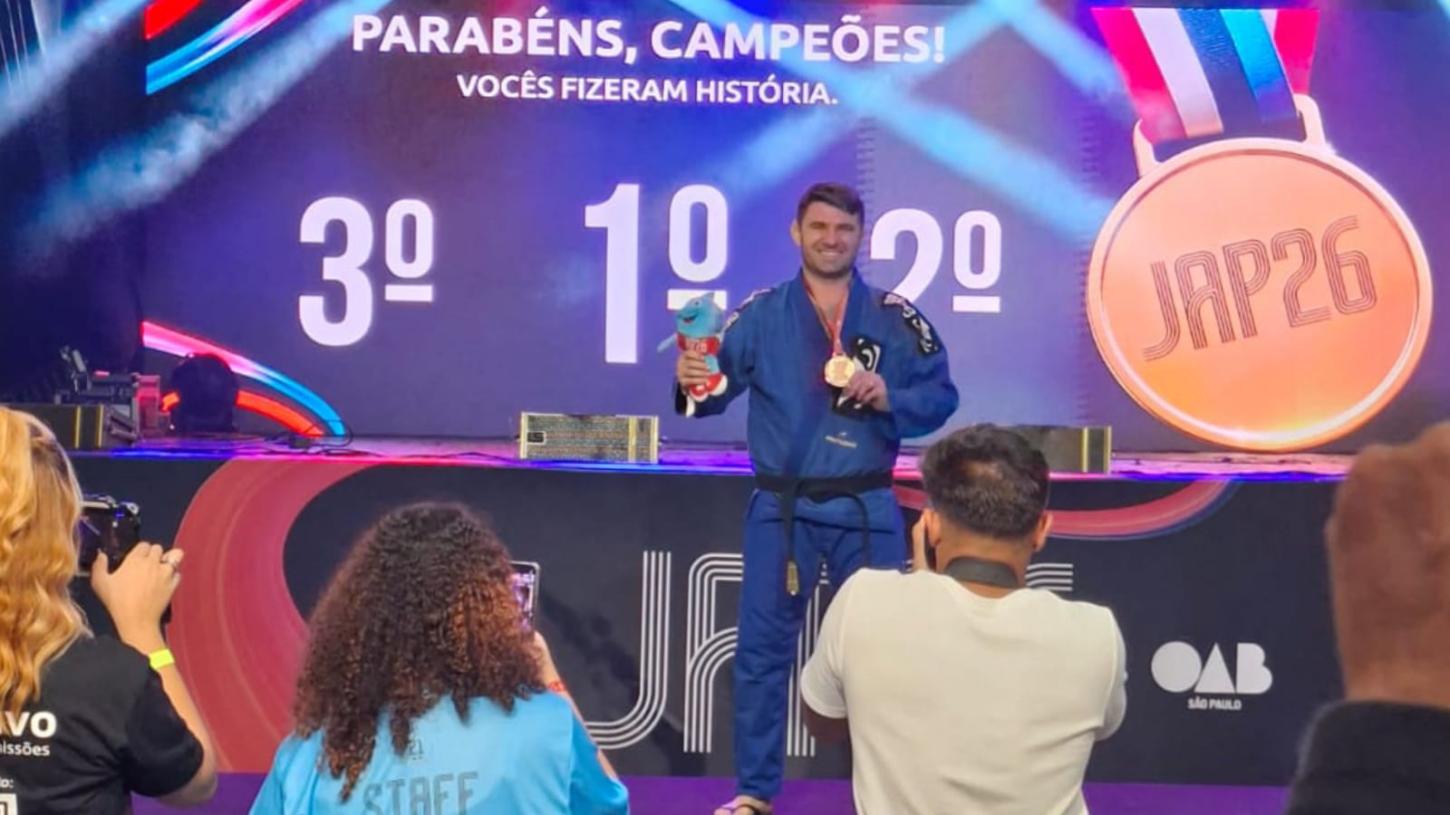 Francano conquista duas medalhas de ouro nos Jogos da Advocacia