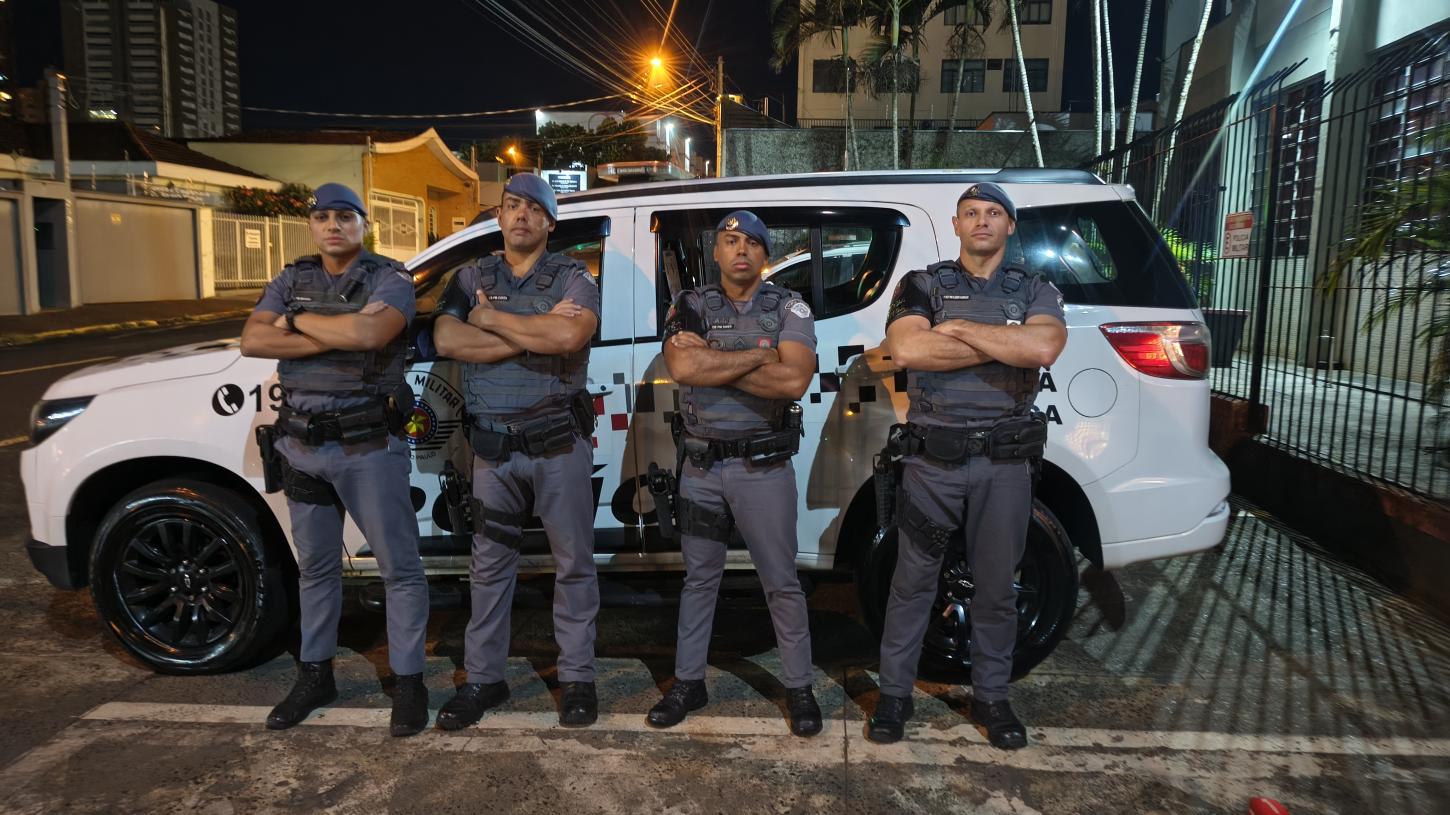 Policiais da Força Tática prendem três traficantes no Jardim Palma 