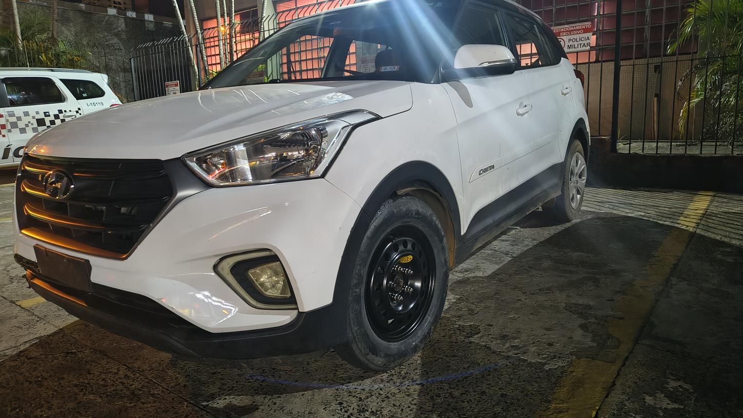 PM cancela rolê com carro roubado e recupera veículo no Jardim Aeroporto 