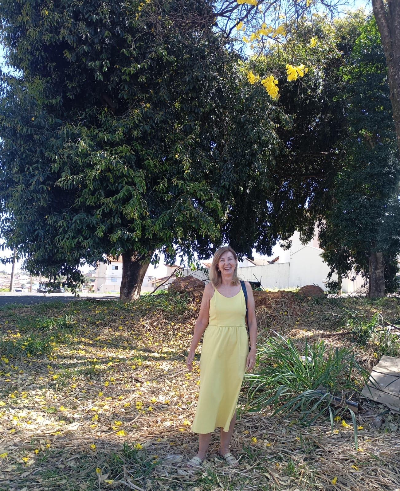 A senhora das árvores no seu habitat