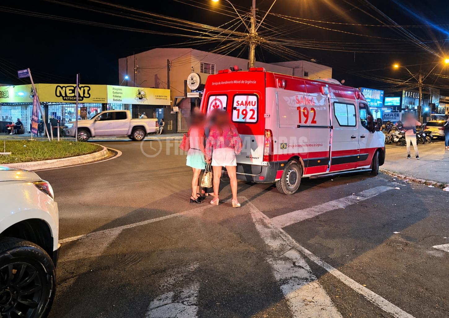Homem é baleado durante assalto no Jardim Riviera; vítima tinha saído de bar 