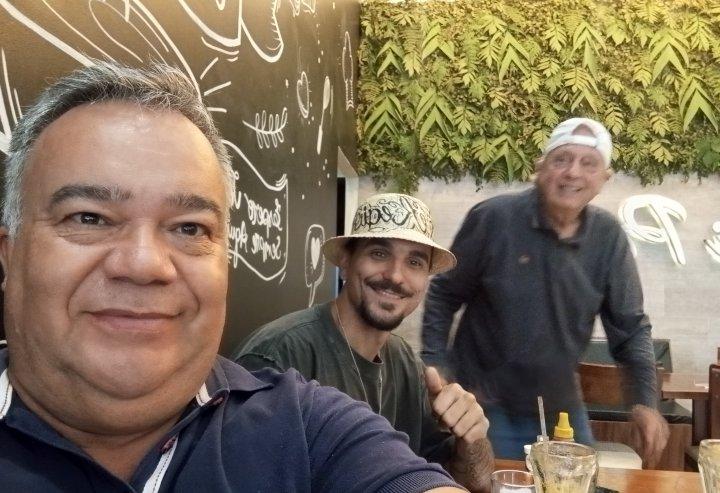 Nosso fotógrafo, Matuto, Padinha e o rap + raíz