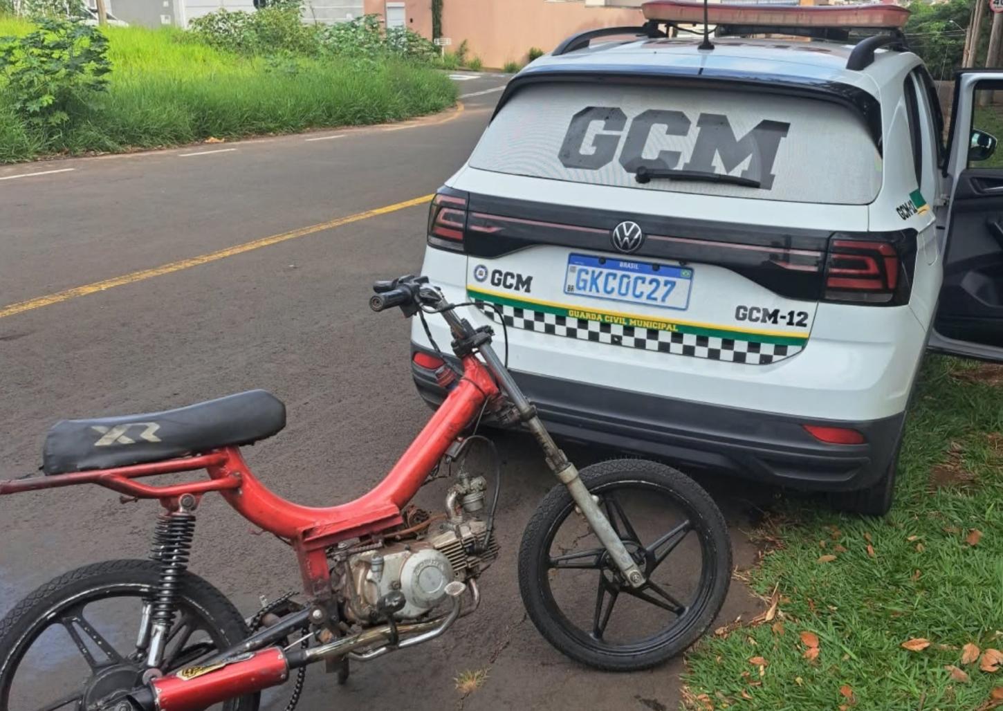 Adolescente é flagrado pela GCM com mobilete adulterada no João Liporoni