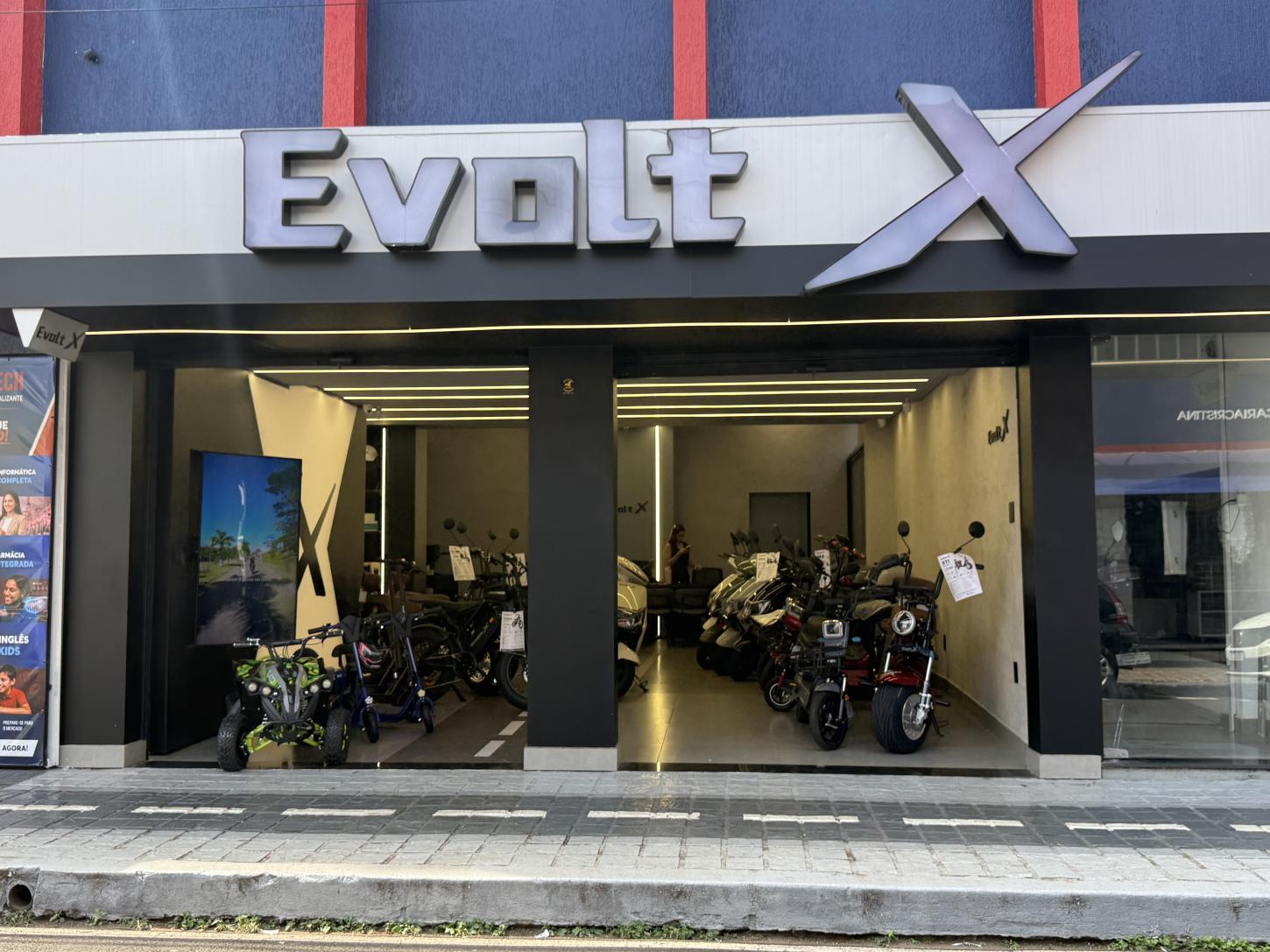 EvoltX reinaugura loja no Centro de Franca; assista 
