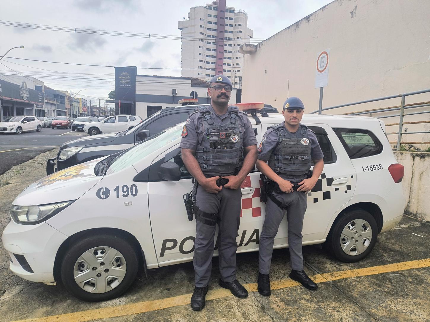 Homem é preso por tráfico drogas na Vila São Sebastião