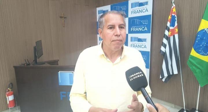 Vereadores aprovam projeto que prevê plantio de árvores frutíferas