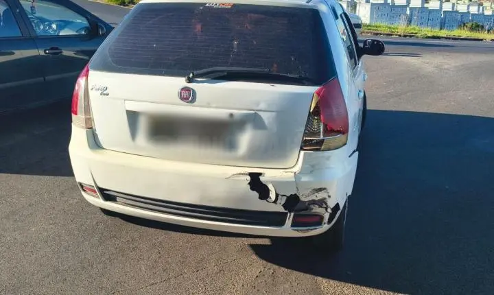 Acidente na alça de acesso do Jardim Guanabara deixa uma pessoa ferida 