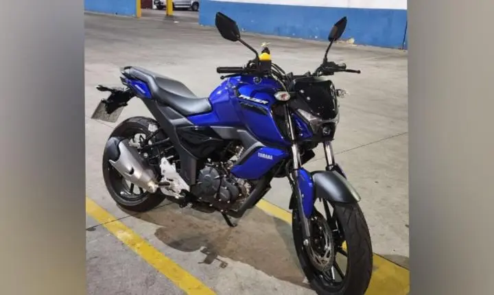Casal procura motocicleta levada por criminosos no Primo Meneguetti