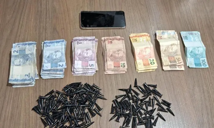 Dupla é presa por tráfico de drogas próximo a UBS no Parque do Horto