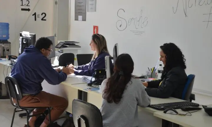 ‘Emprega Franca’ oferece 195 vagas de trabalho