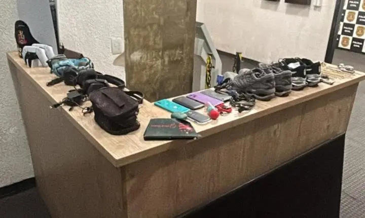 Força Tática prende dois e recupera carro e objetos furtados de residência 