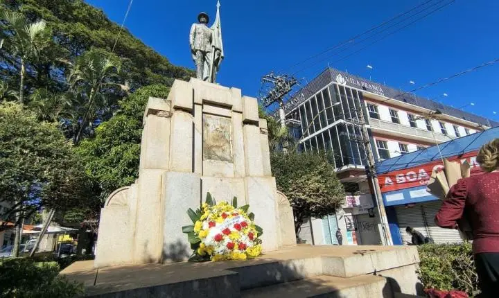 Franca homenageia combatentes da Revolução Constitucionalista de 1932