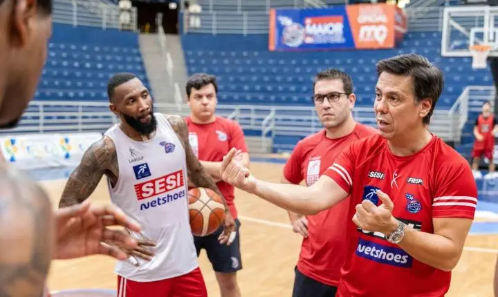 Franca pode ser pentacampeão do NBB neste domingo (7) no ginásio Pedrocão