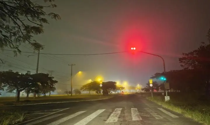 Frente fria provoca mudança no tempo e traz chuva para Franca