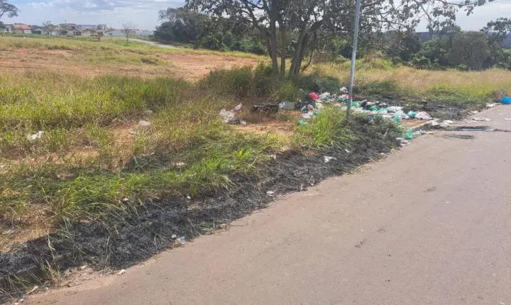 Homem é multado em R$ 13 mil por atear fogo em terreno próximo à Unesp