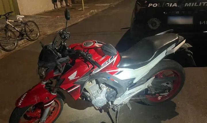 Homem é preso com moto furtada e cocaína em São José da Bela Vista