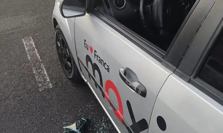 Homem furta bateria e objetos de carro de aplicativo na vila Chico Júlio