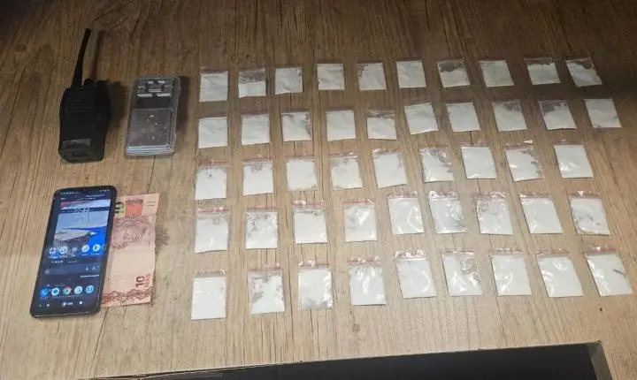 Homem que vendia drogas em mata no Parque do Horto é preso pela PM
