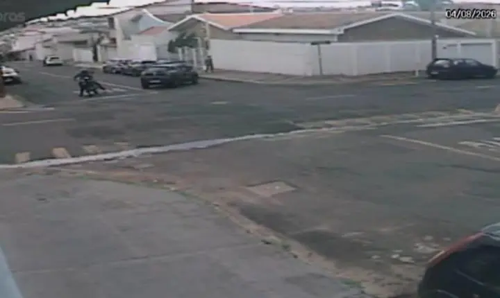 Idosa foi atropelada na calçada de casa após sair de mercado 