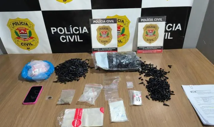 Jovem é preso por tráfico durante operação da Dise no Parque do Horto