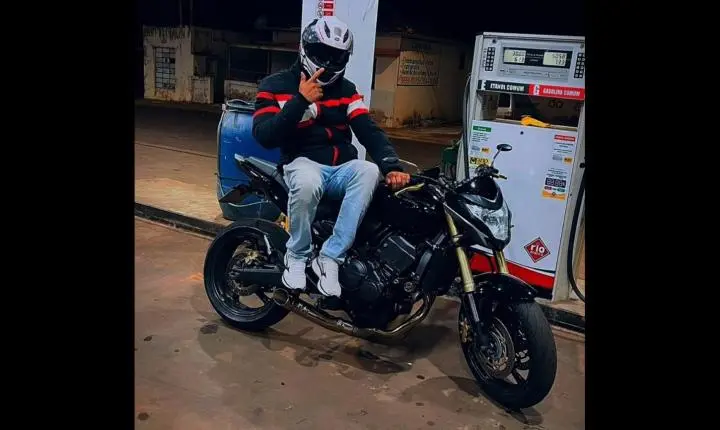 Jovem que morreu em acidente era apaixonado por motos 