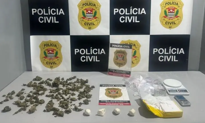 Jovem que vendia drogas em barbearia é preso pela Dise