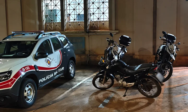 Ladrão furta moto, tenta fugir da Polícia Militar, mas acaba preso