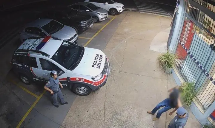 Mulher foge de assalto no Jardim Piratininga; dupla é presa pela PM