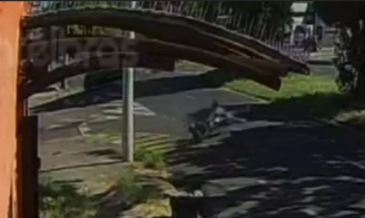 Jovem fica ferida em acidente de trânsito no Jardim Vera Cruz