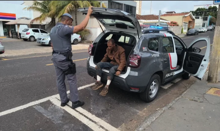 Homem invade casa no Centenário é atacado por pitbull e preso