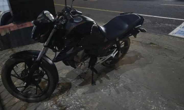  Policiais militares recuperam moto furtada no Parque Universitário