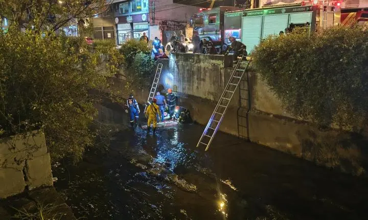 Motociclista cai no córrego Cubatão e sofre ferimentos graves 