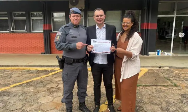 Jornalista do Portal Franca 24 Horas é homenageado pela Polícia Militar