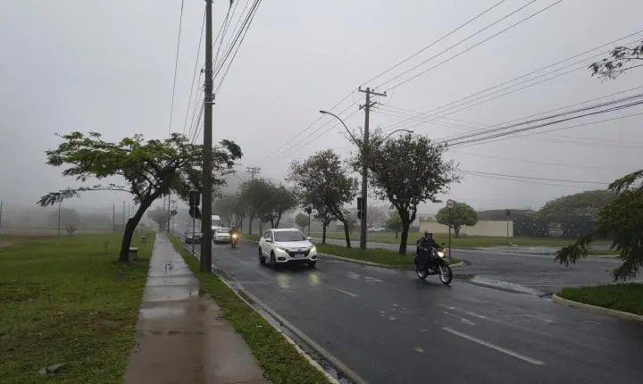 Franca amanhece sob forte neblina; assista 