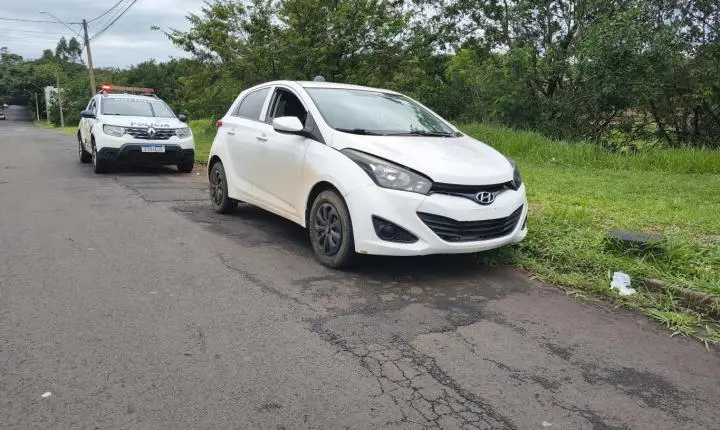Carro roubado no São Joaquim é recuperado pela PM