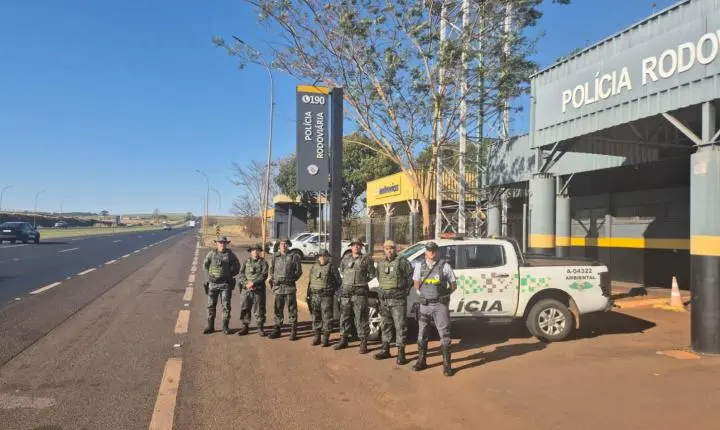 Operação Madeira Legal fiscaliza 27 caminhões na região de Franca
