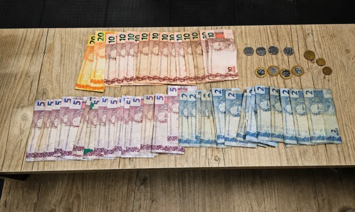  PM captura dois procurados e prende casal por tráfico de drogas em Franca