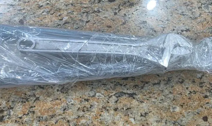 PM prende dois durante tentativa de furto em fábrica de brinquedos