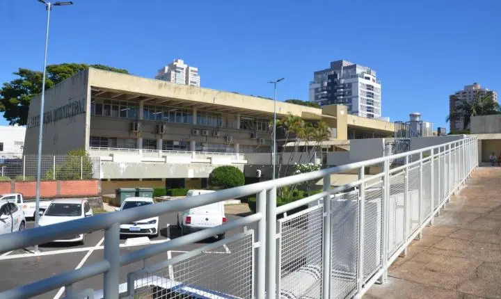 Prefeitura de Franca realiza leilão on-line de veículos e móveis