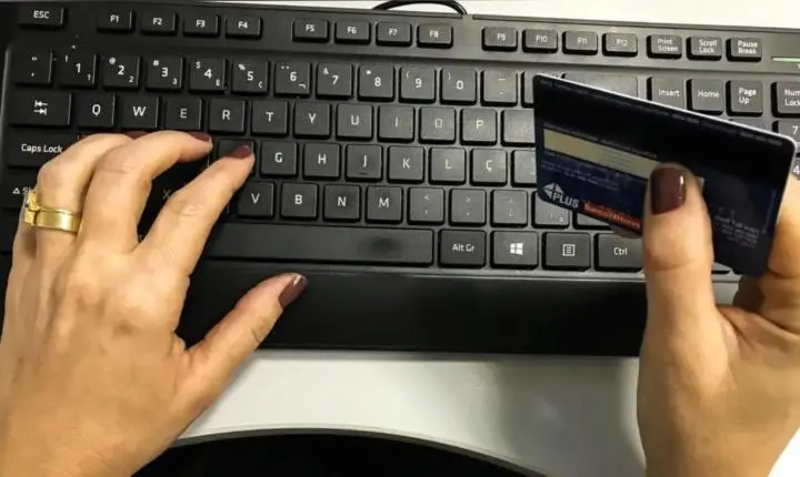Saiba como se proteger do golpe que adultera o QR Code do Pix