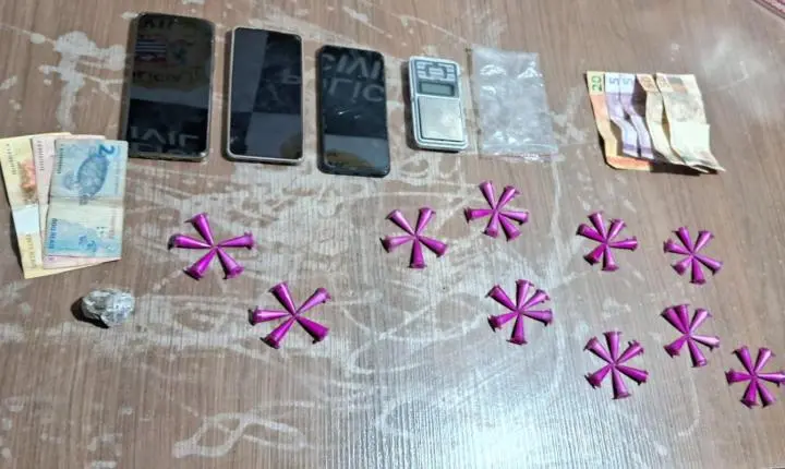 Traficantes tentam fugir por mata, mas acabam presos pela PM