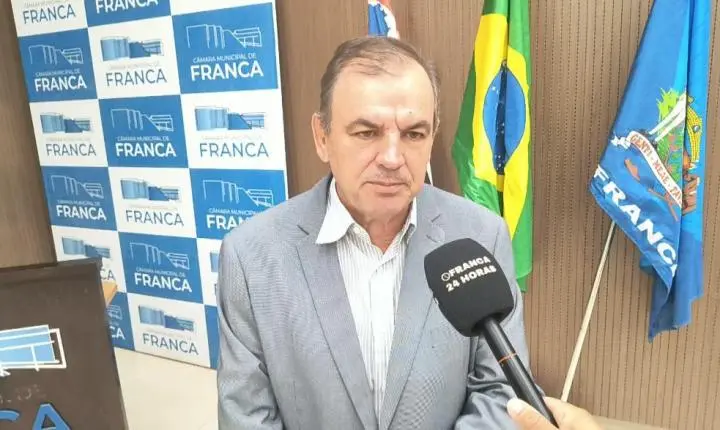 Vereador denuncia abandono de imóvel onde funcionava escola municipal